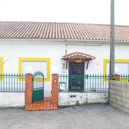 Casa Do Avo Machado *